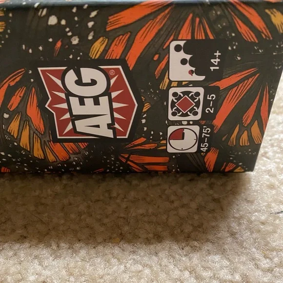 Mariposas Board Game with Butterfly Design - Picture 7 of 7